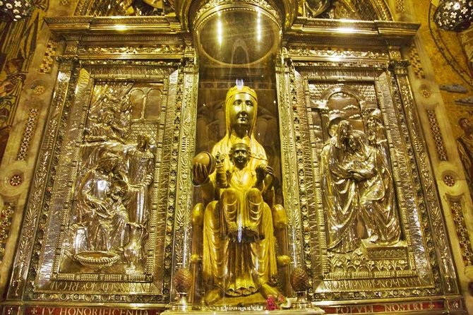 Montserrat Tour (Small Group) With Access to the Black Madonna - Small Group Experience