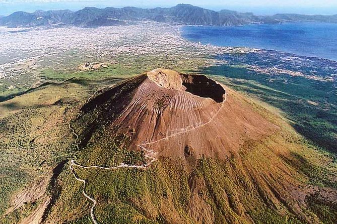 Mt Vesuvius and Pompeii Tour by Bus From Sorrento - Exploring Mount Vesuvius