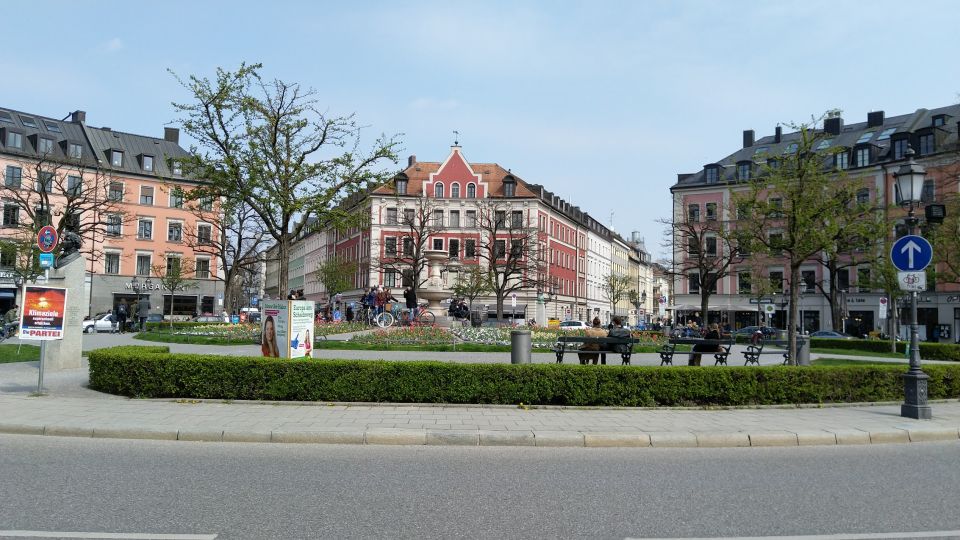 Munich: Pauls Bavarian Food and Market Tour - Exploring Traditional Restaurants