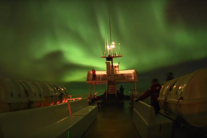 Northern Lights Cruise From Downtown Reykjavik - Capacity and Group Size