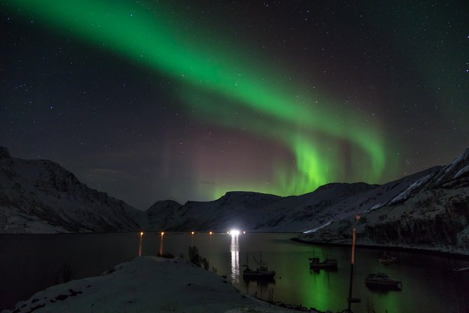 Northern Lights Tour With Alta Adventure - Admiring Landscapes