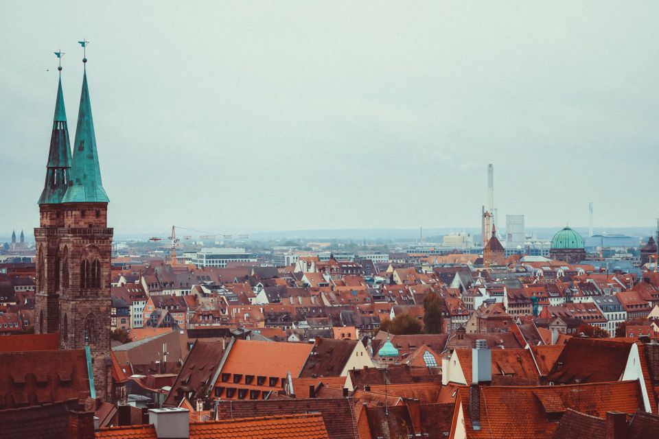 Nuremberg Old Town: Smartphone Scavenger Hunt Sightseeing Tour - Tour Details