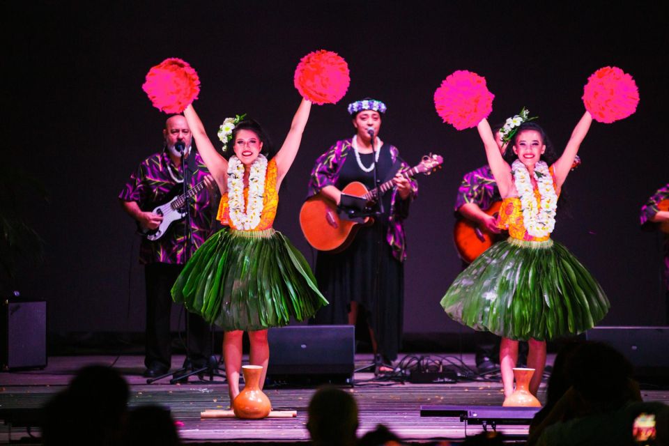 Oahu: Ka Moana Luau Dinner and Show at Aloha Tower - Activities