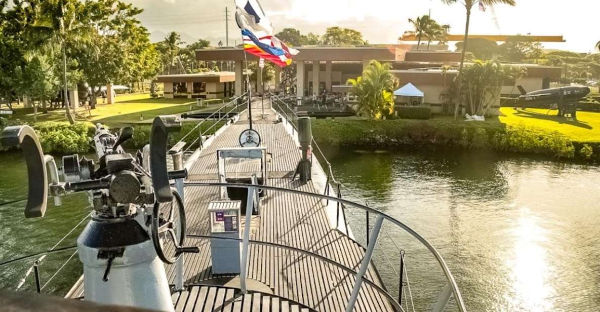 Oahu: The Complete Pearl Harbor - Inclusions