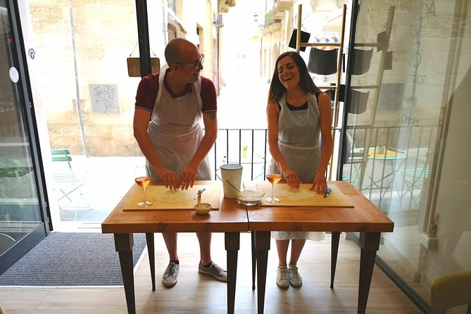 Orecchiette Cooking Class and Wine Tasting in Lecce - Renowned Baroque Architecture Backdrop