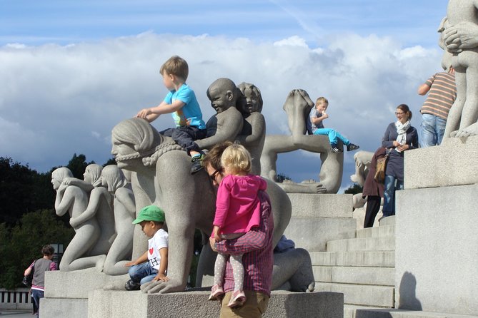 Oslo Combo Tour: Grand City Tour and Oslo Fjord Cruise - Norwegian Folk Museum or Kon-Tiki Museum