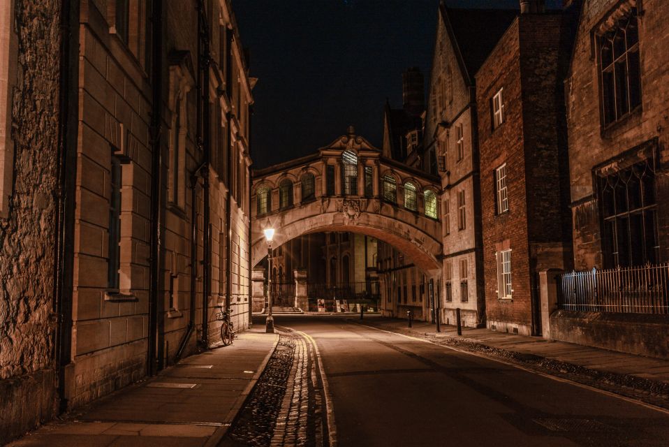 Oxford: Official “Haunted Oxford” Ghost Tour - Tour Highlights