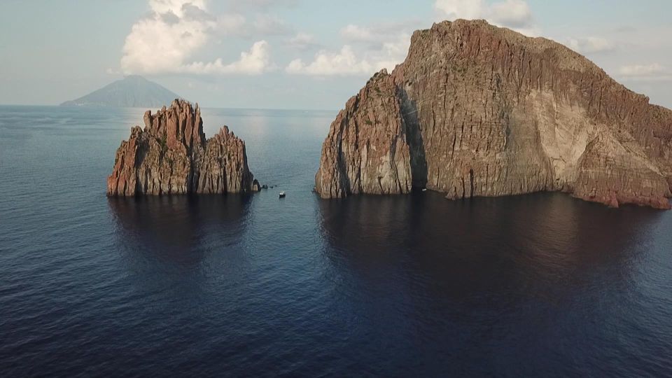 Panarea: Complete Tour of the Panarea Coast - Submarine Solfataras