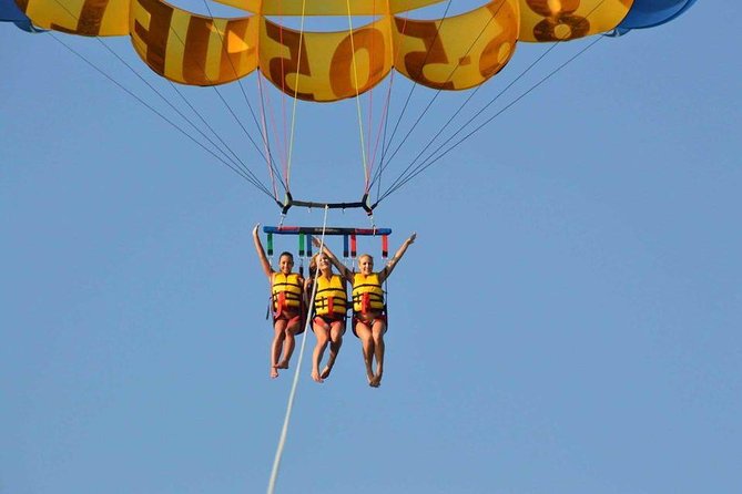 Parasailing Fly With Transportation Fly in The Sky From Hurghada - Tour Confirmation and Policies