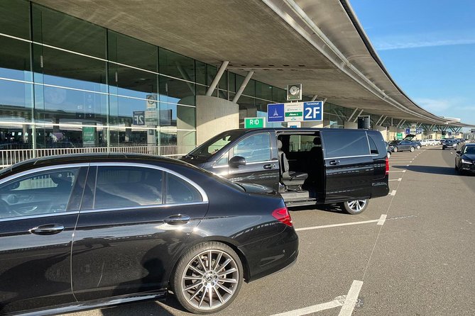 Paris Airport Transfers - Private Car - Pickup and Drop-off Details