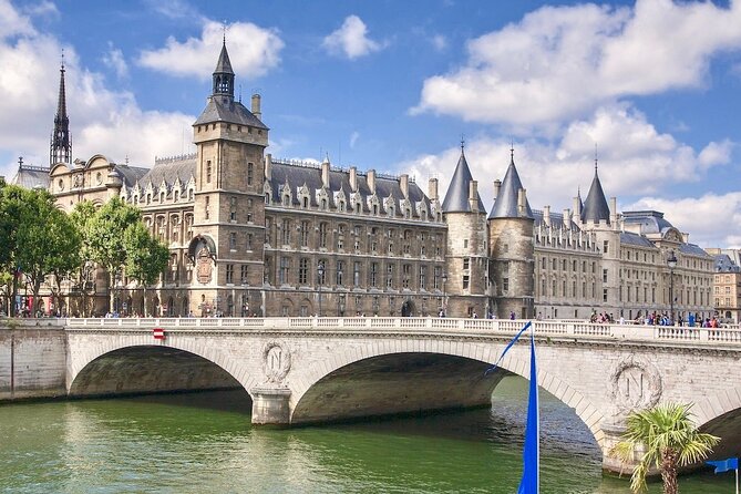 Paris - Historic City Center Walking Tour - Cancellation Policy Details