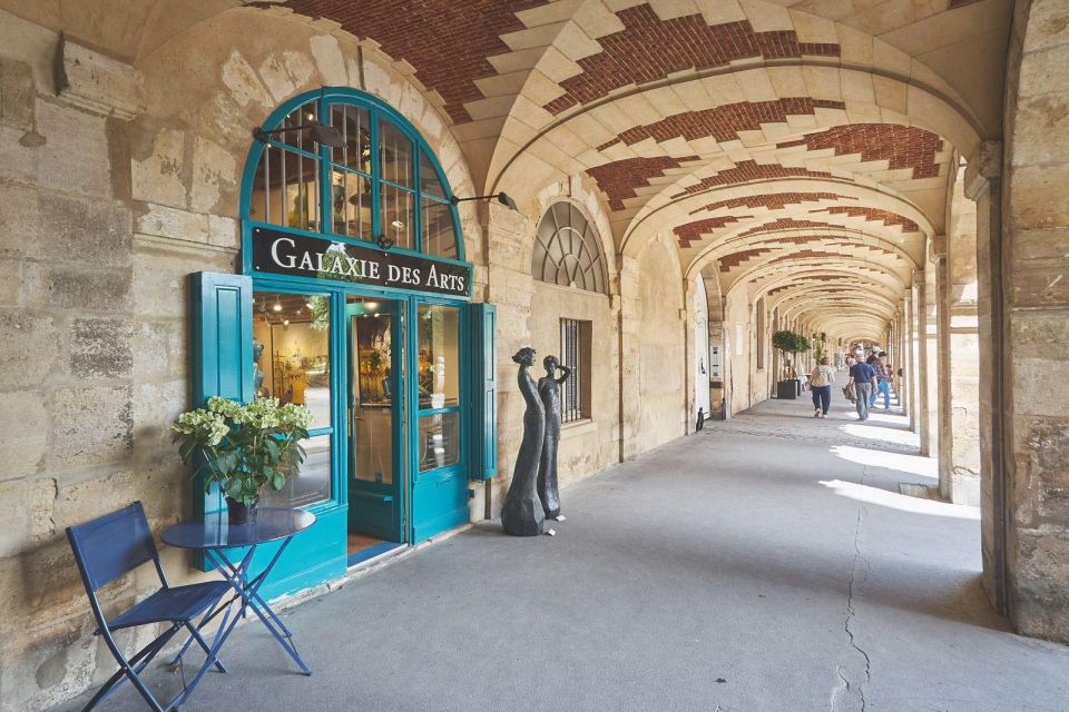 Paris: Marais District Art & Gourmet In-app Audio Tour (ENG) - Experiencing Parisian Cafe Culture