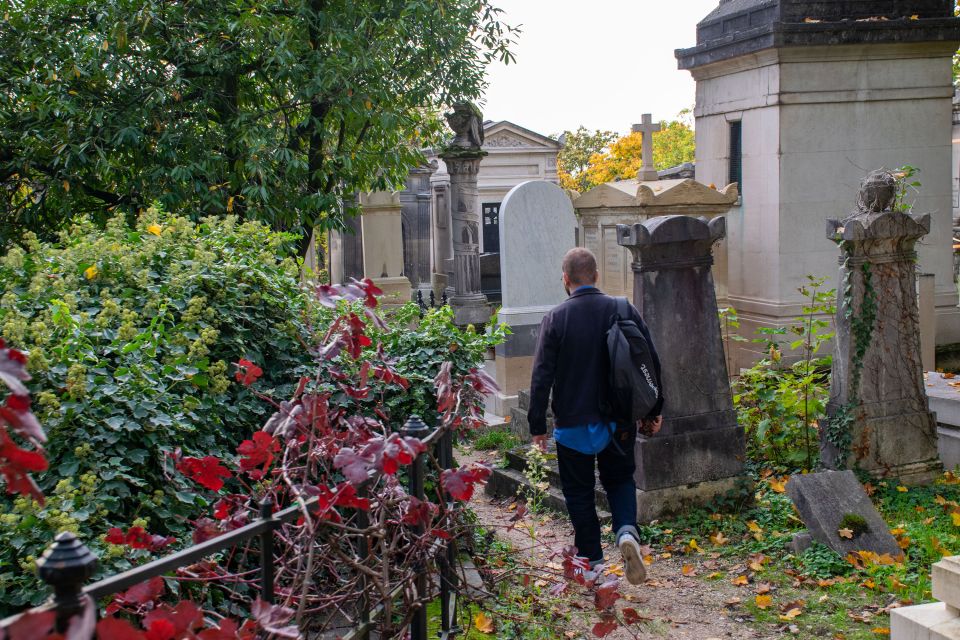 Pere Lachaise Cemetery: A Stroll Through Immortal History - Itinerary Overview