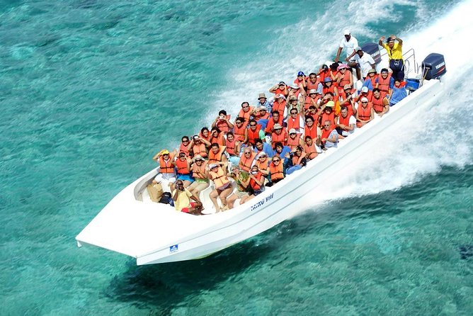 Platinum Private Saona Island Tour for Groups of 10+ People - Guest Requirements