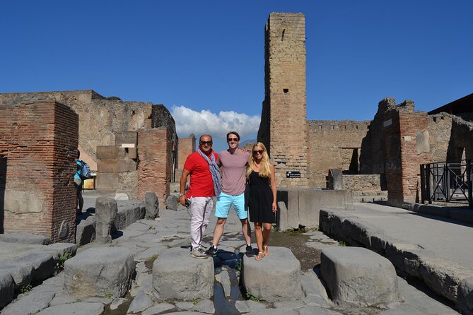 Pompeii Full-Day Tour Including All Highlights and Newly Opened Houses - Tour Details