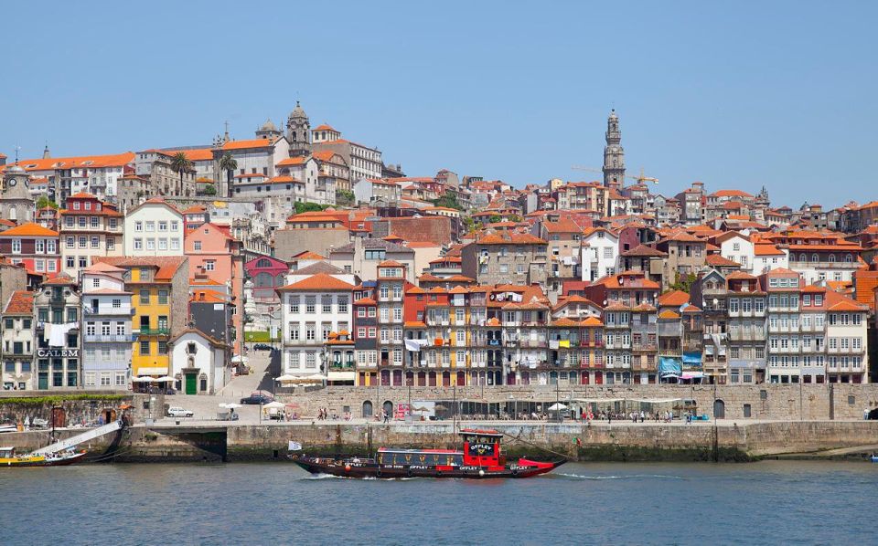 Porto Explorer: a Day-Long Escape From Lisbon - Discovering Livraria Lello