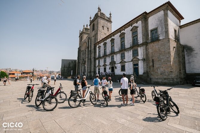 Porto Highlights in 3 Hours E-Bike Tour - Historical, Sightseeing - Preparing for the Tour