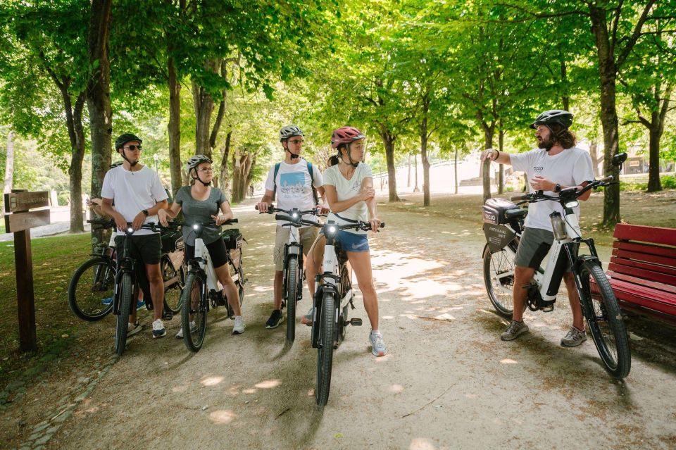 Porto Riverbank Tour on an E-Bike: Atlantic Coast, Gardens - Experience Features