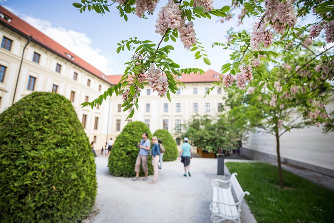 Prague Castle and Canal River Boat Tour - Walking Tour of Prague Castle