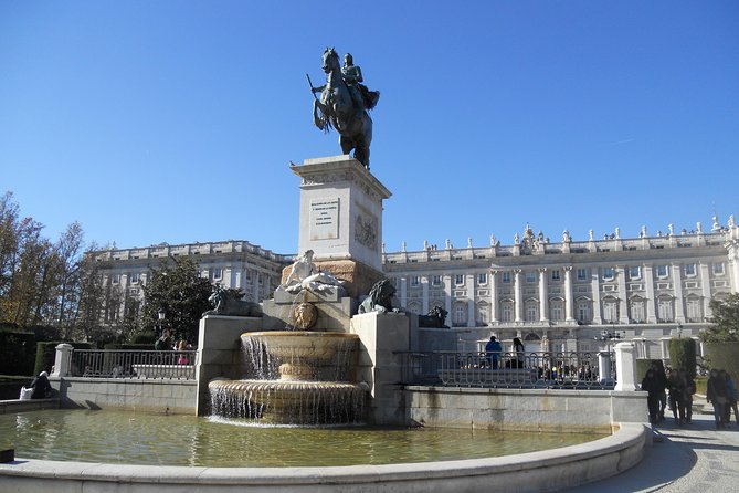 Private 3-Hour Small-Group Tour in Madrid - Tour Details