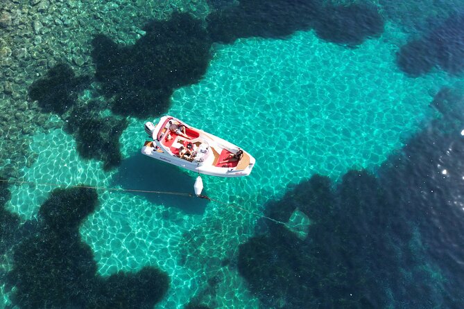 Private Boat Tour of Red Rocks & Pakleni Islands - Accessibility