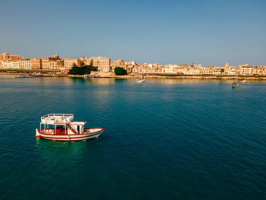 Private Boat Tour of the Island of Ortigia With Lunch - Highlights