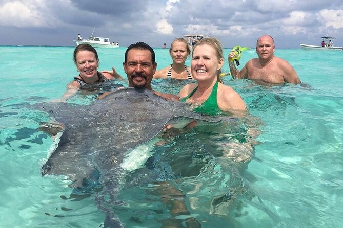 Private Charter - Stingray City, Starfish Point & Snorkeling - Booking and Confirmation