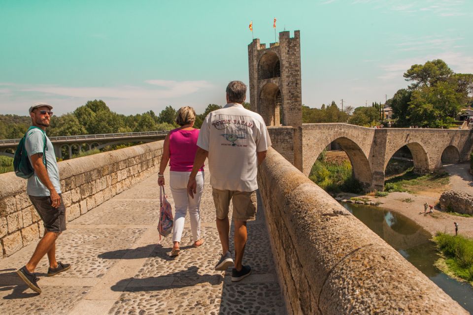 Private Day Trip: Medieval Villages of Catalonia With Lunch - Itinerary Highlights