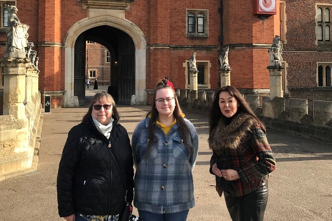 Private Guided Tour of Hampton Court Palace - Entrance Fees