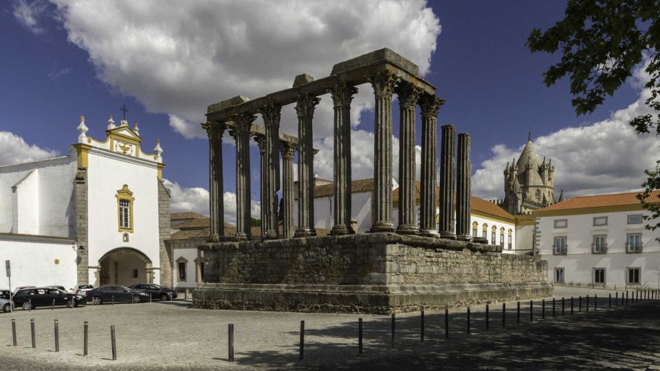 Private Tour Best of Évora - UNESCO World Heritage Site - Historical Significance of Évora