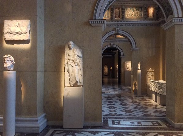 Private Tour of the Kunsthistorisches Museum: Secrets of Masterpieces | Tickets Included - Ancient Greek and Egyptian Art