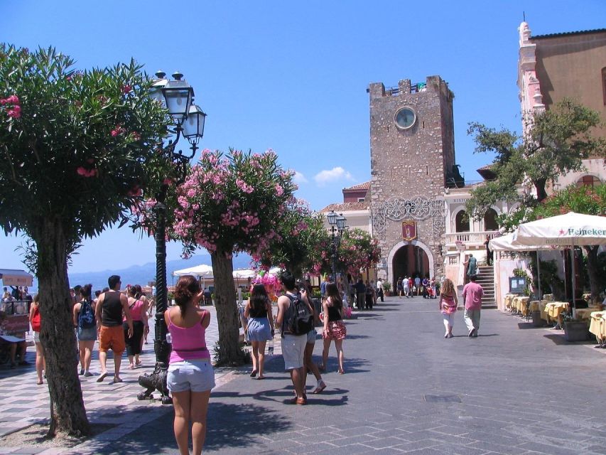 Private Tour Taormina, Castelmola and Isola Bella From Catania - Taormina Exploration