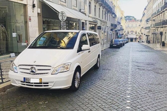 Private Transport From the Airport to the Center of Lisbon - Booking Information