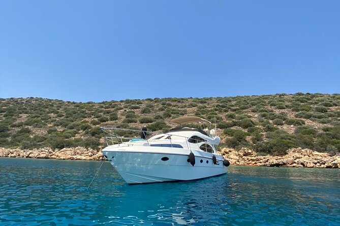 Private VIP Motoryacht Charter in Bodrum For 6 Hours With Lunch - Bodrums Private Yacht Rentals