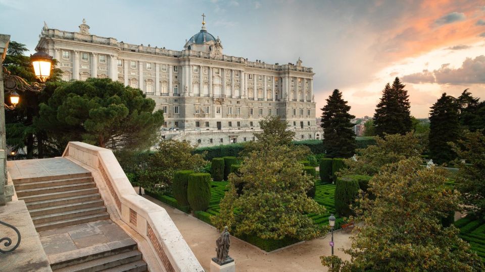 Private Visit to the Royal Palace and Walking Tour of Madrid - Architectural and Artistic Treasures