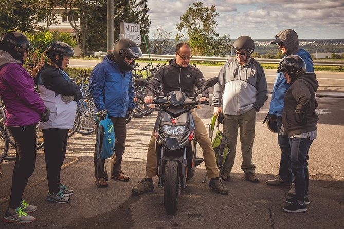 Quebec City: Double Scooter Rental - Île D'orléans - Scooter Handling Guidance