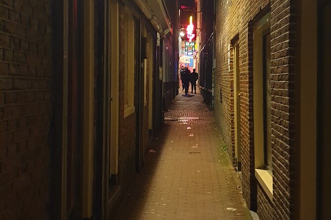 Red Light District Tour by Locals, Small Group or Private (Since 2022!) - Responsible Tourism