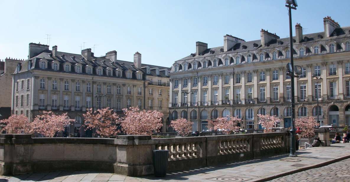 Rennes: Private Guided Walking Tour - Rennes Holy See Ties