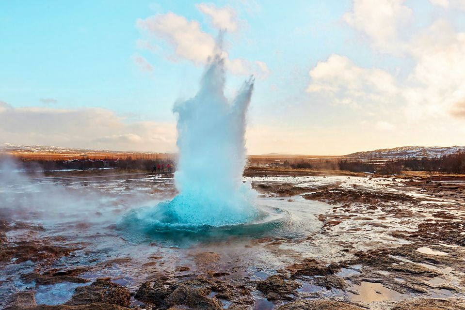 Reykjavik: Golden Circle Full-Day Tour With Kerid Crater - Visiting the Geysir Area