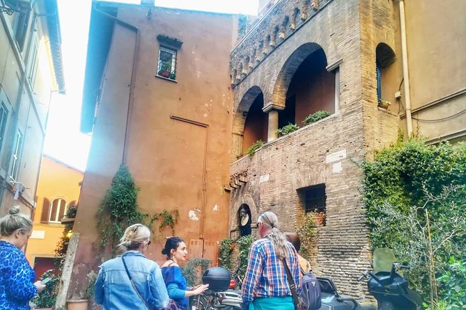 Rome: Trastevere Food Tour Wine Tasting and Local Expert Guide - Tour Details and Requirements