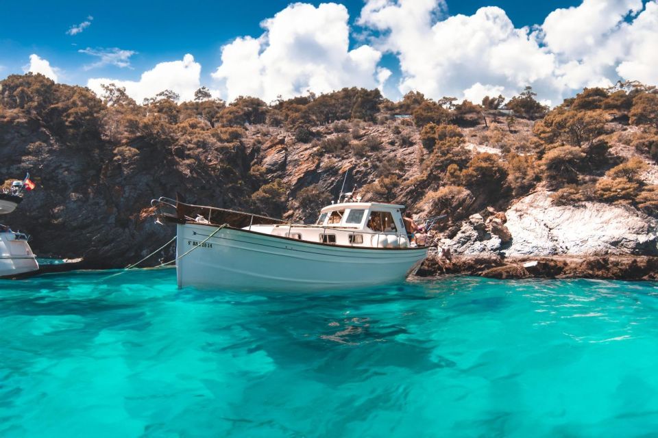 Roses: Private Cruise in the Natural Park of Cap De Creus - Stunning Coastline and Panoramic Views