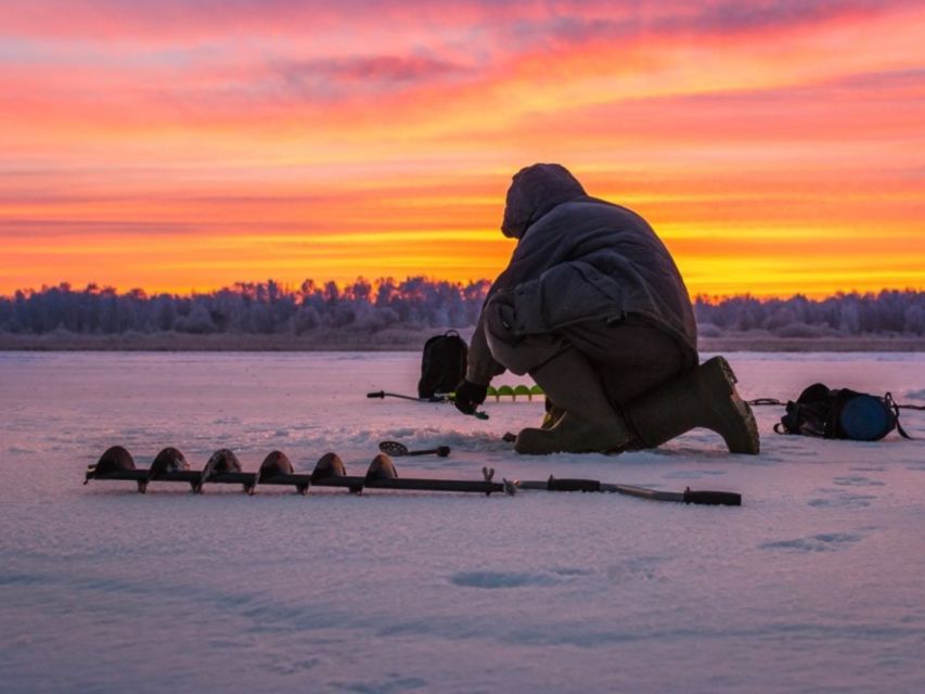 Rovaniemi: Ice Fishing Small Group Tour & Barbeque - Highlights of the Experience