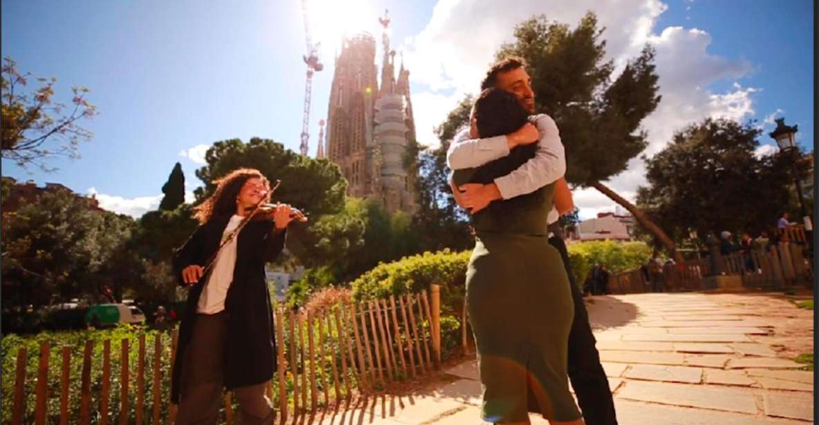 Sagrada Familia: Personalized Photographic Adventure - Service Highlights