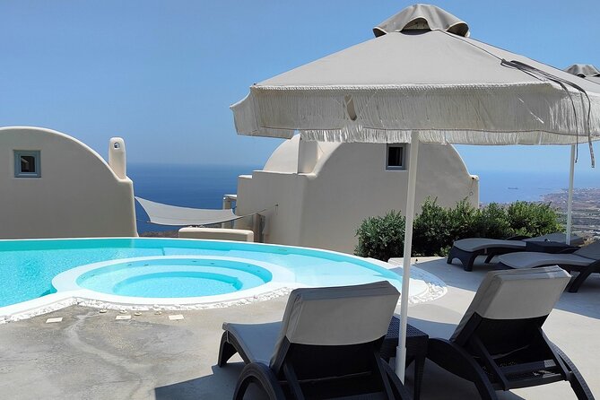 Santorini: Couples Massage With Wine, Fruits & Day Pool Access - Exclusive Amenities