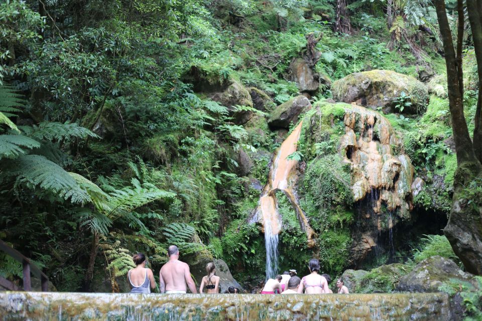 São Miguel: Fogo Lake Hike With Caldeira Velha Hot Springs - Hike Through Lush Greenery