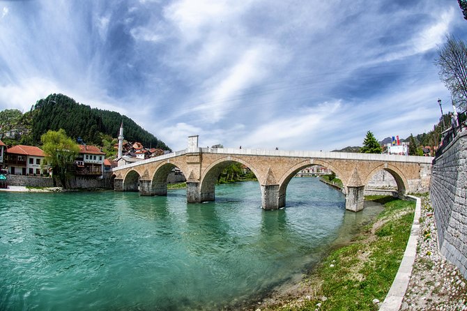 Sarajevo: Mostar and Sunny Herzegovina, Breakfast and Skywalk - Exploring Medieval Architecture and Bazaars