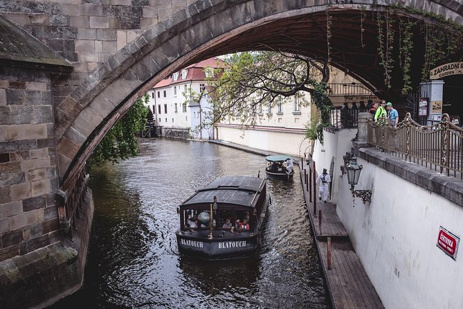 Secret Food Tours Prague Mala Strana W/ Private Tour Option - Tour Accessibility and Requirements