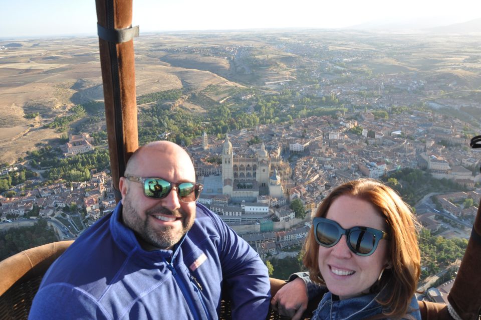 Segovia: Private Balloon Ride for 2 With Cava and Breakfast - Flight Duration and Inclusions