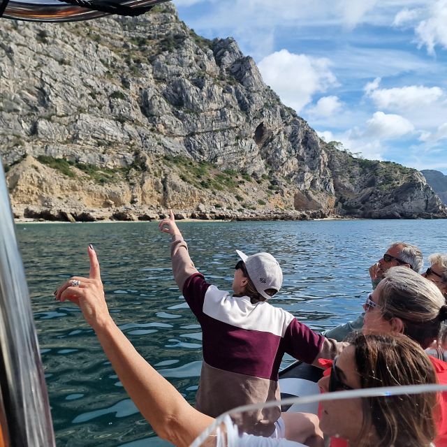 Sesimbra: Boat Tour With Lunch at Portinho Da Arrabida - Exceptional Landscapes