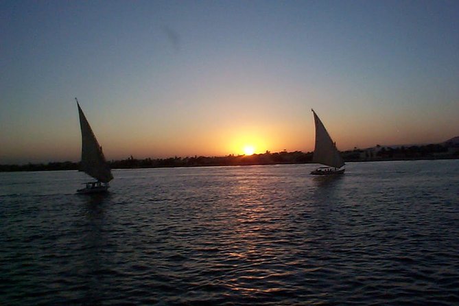 Short Felucca Trip On The Nile In Cairo - Boarding and Sailing the Felucca